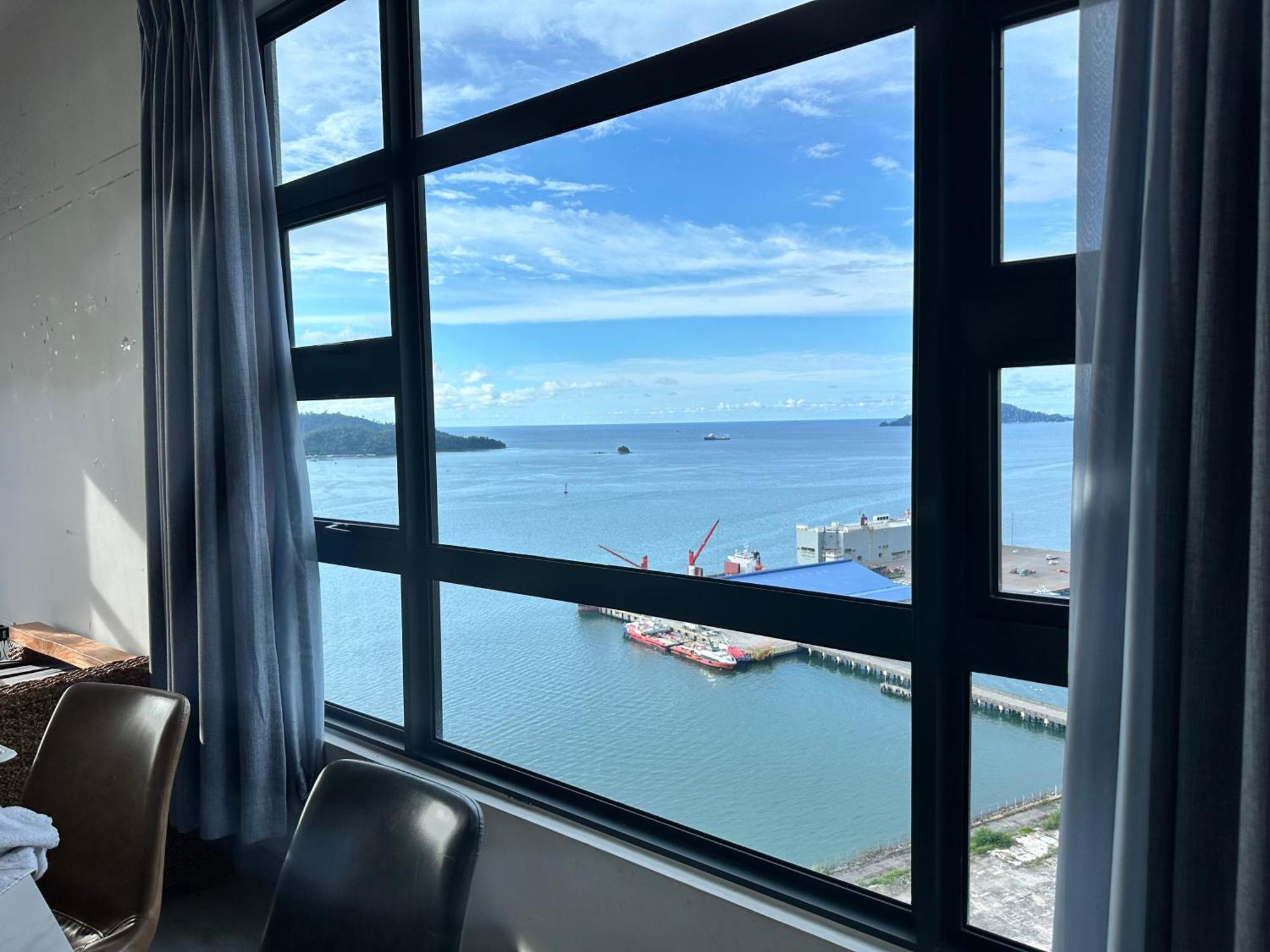 L Homestay Jesseltonquay Jq Kk City亚庇市区中心民宿2房1厕 Kota Kinabalu Ngoại thất bức ảnh