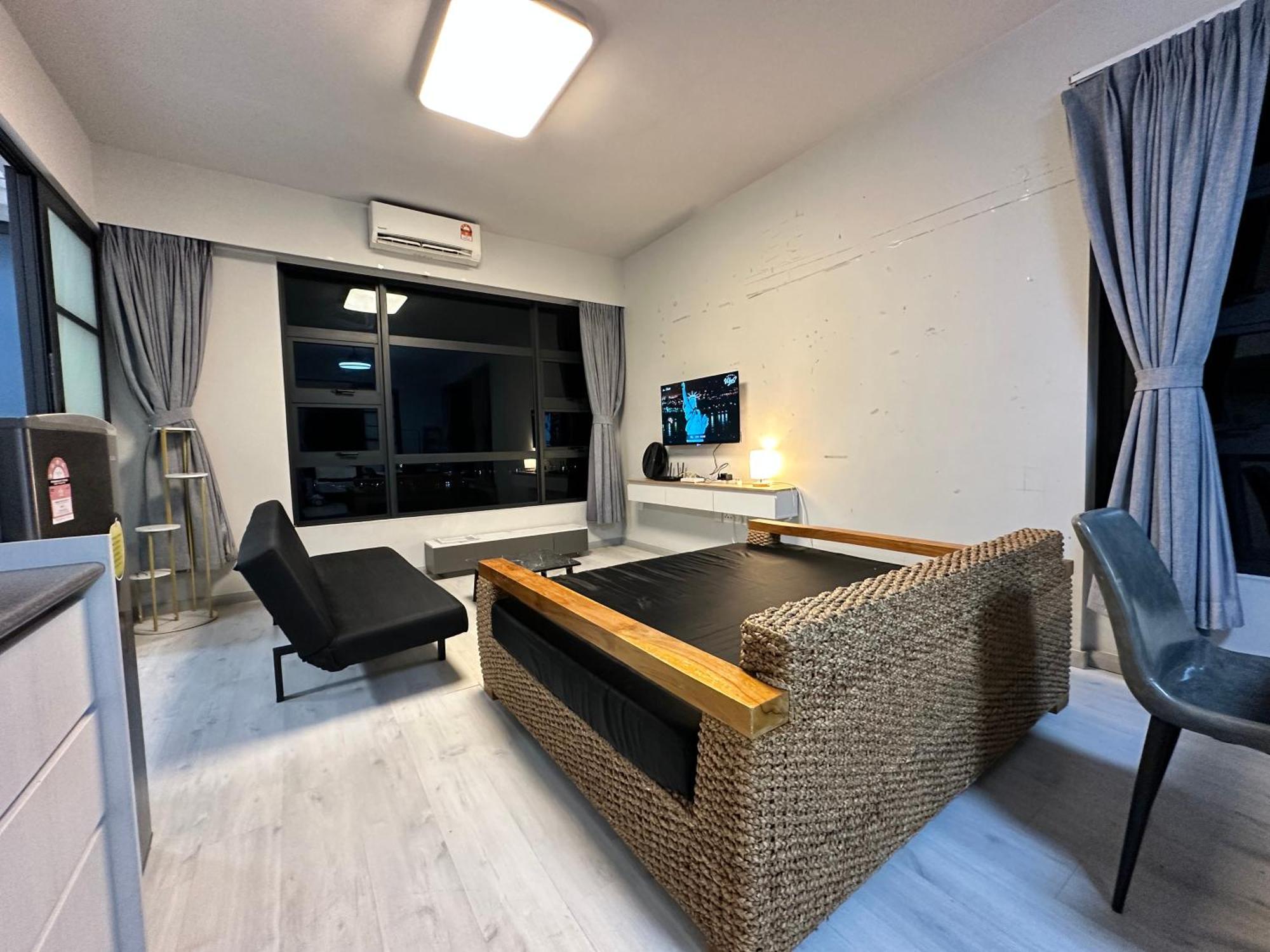 L Homestay Jesseltonquay Jq Kk City亚庇市区中心民宿2房1厕 Kota Kinabalu Ngoại thất bức ảnh